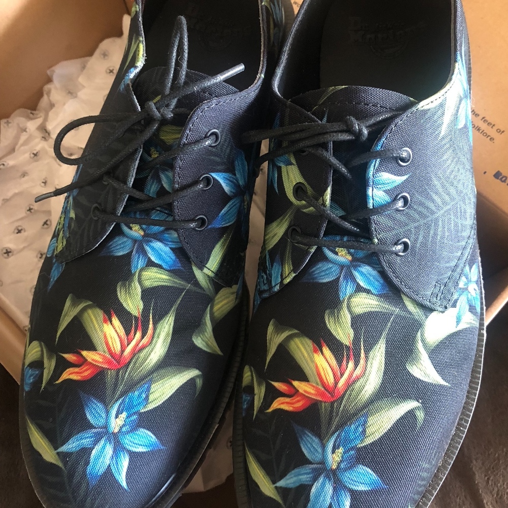 Dr. Martens Lester
